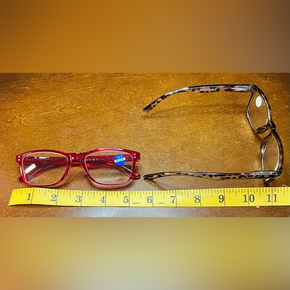 2 NEW +2.50 Blue Light Filter Readers, brown and raspberry color pair, women - Picture 5 of 5